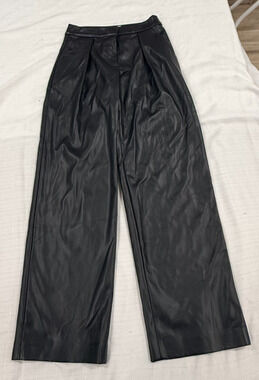 DKNY Black Faux Leather Wide Leg Cropped Pants Women's Size 4